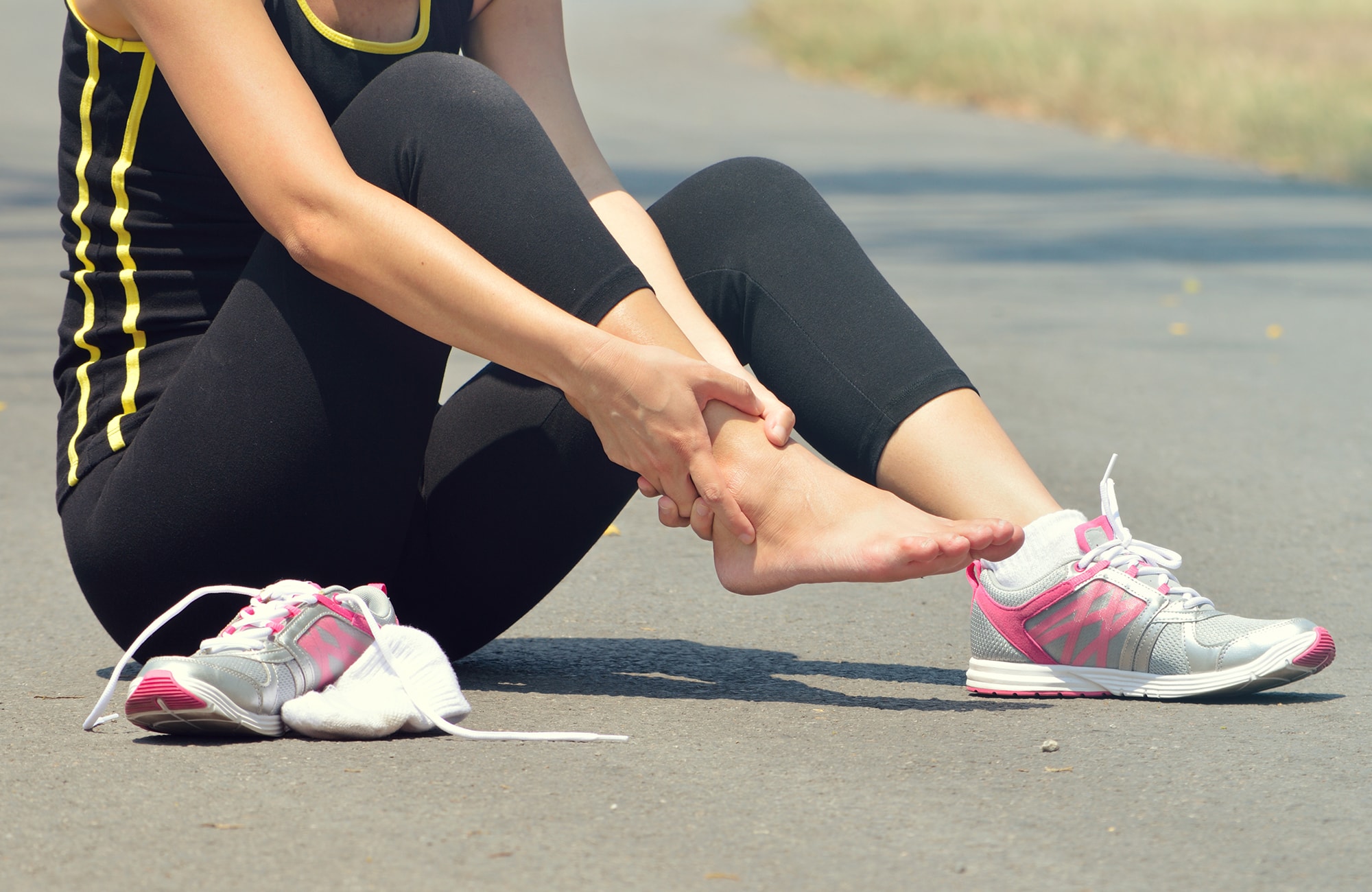 Heel pain: Causes, symptoms and treatment | OrthoIndy Blog