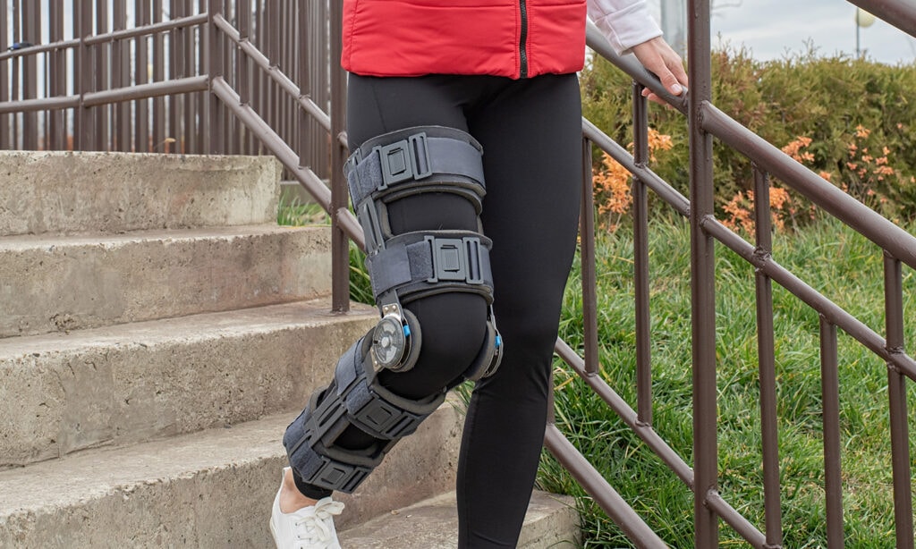 orthtotic house knee bracing for athletes recovering from knee injuries for sale in wakato and new zealand wide online 3